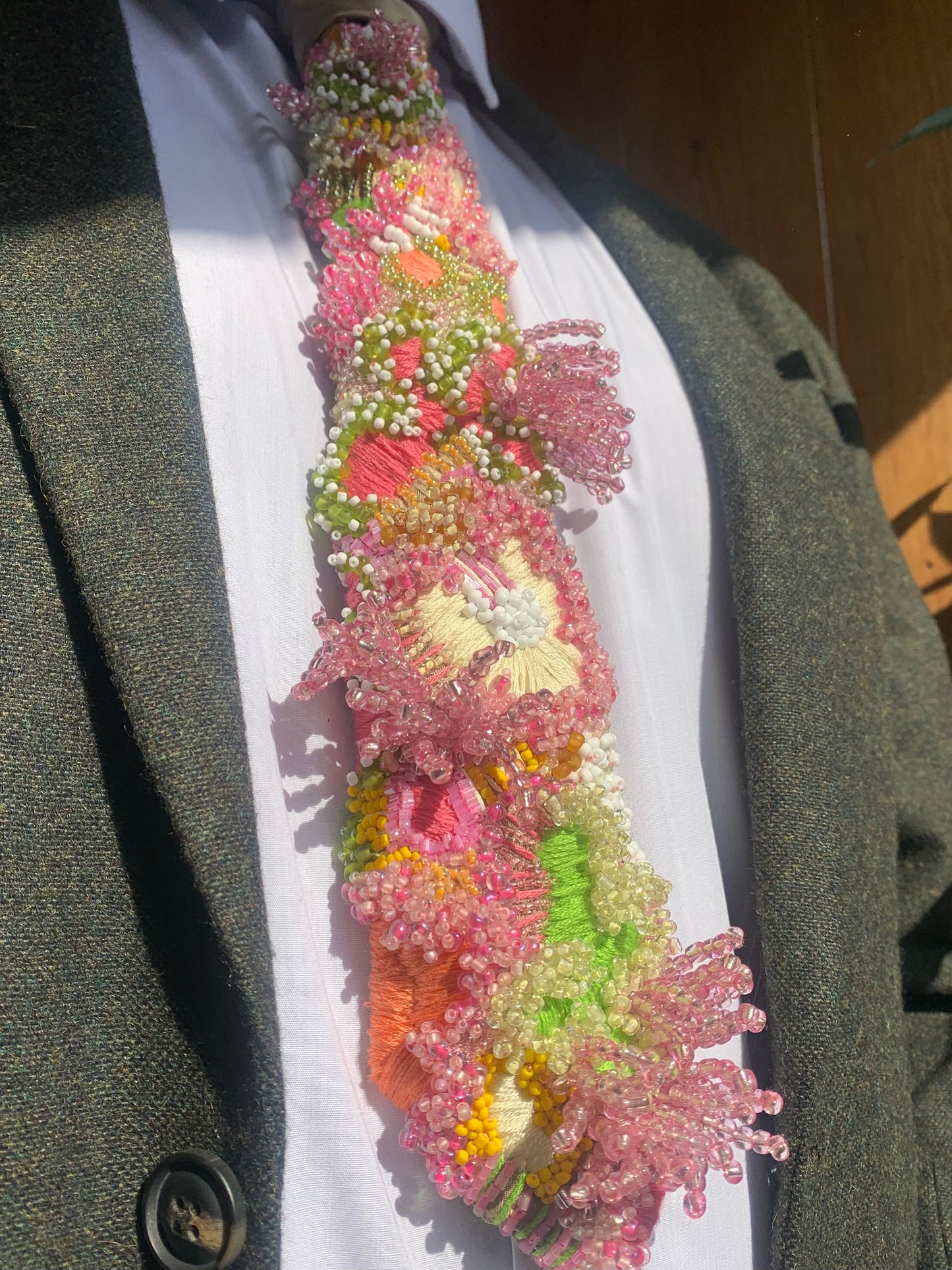 BEADED TIE